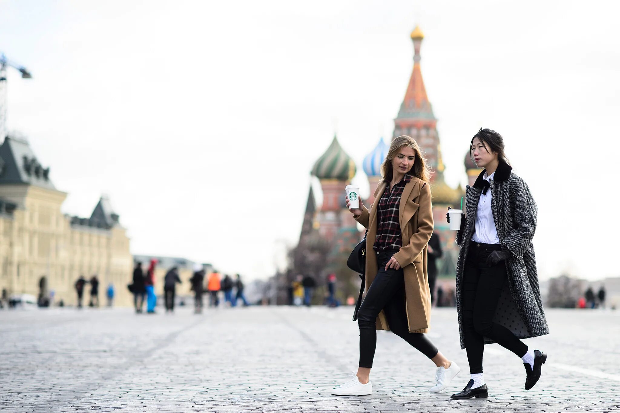 Как одеться в августе в москве