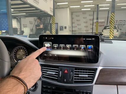 Android mercedes