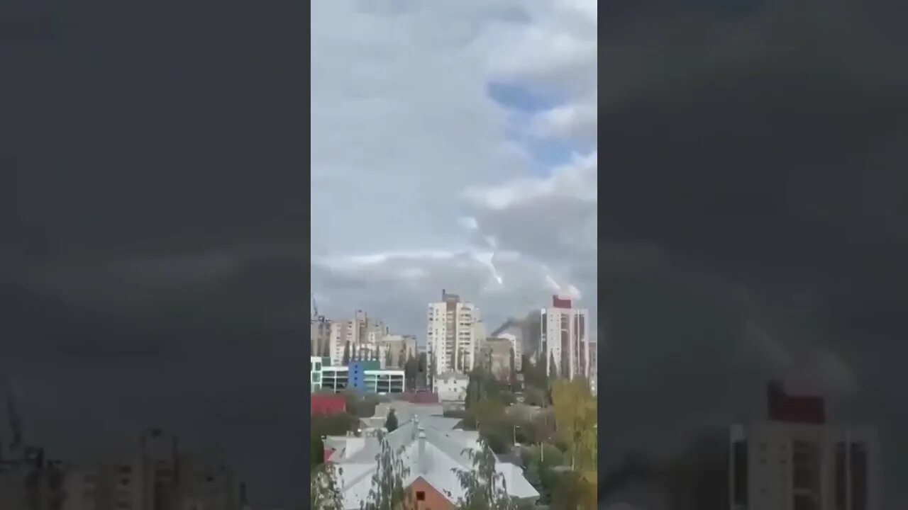 Видео обстрела белгорода 2024. В Белгороде упала Российская ракета. Обломки ракеты в Белгороде. Упавшая ракета в Белгороде. Белгород разбомбили.