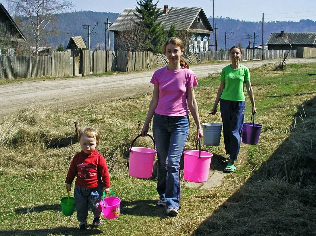 Village работа. Жизнь в деревне. Жители сельской местности. Современная Сельская жизнь. Деревенская жизнь.