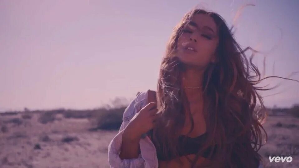 Into you song. Ariana grande vevo. ariana grande aesthetic. ariana grande into you обложка.