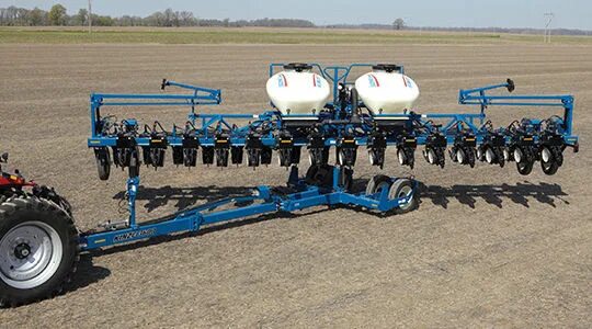 Сеялка Kinze 3600. Сеялка кинза 24 рядная. Сеялка Kinze 3605. Сеялка подсолнечника Kinze 3705.