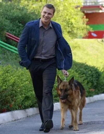 Возвращение вишняков. Максим жаров павел вишняков. павел вишняков и мухтар. мухтар и максим жаров. павел вишняков возвращение мухтара.