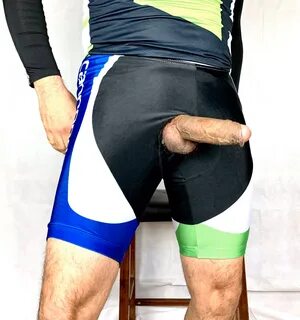 LYCRA GAY MEN: 2020-07-26