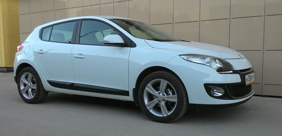 Диск литой меган 3. Диск литой меган 3