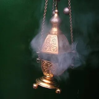 Ладан в храме