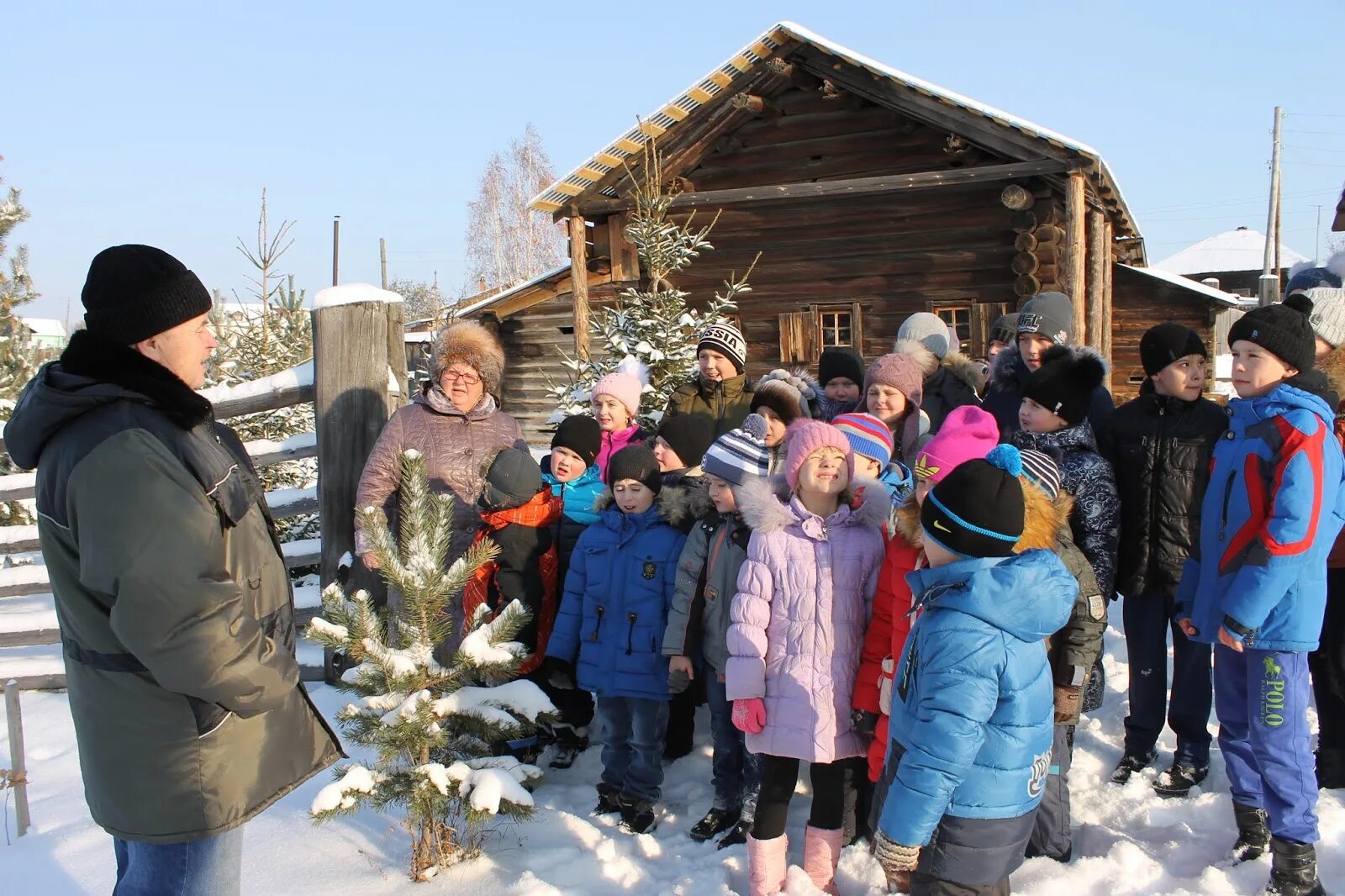 Коптелово алапаевский район. Коптелово музей экскурсовод. Село Коптелово Свердловской области музей. Экскурсия Коптелово село.