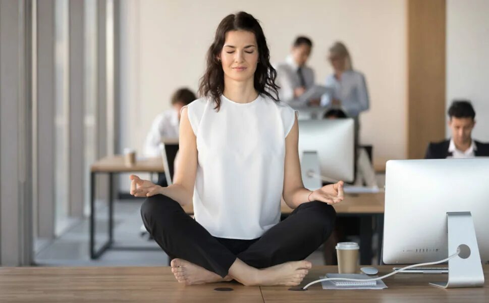 Стресс. На работе борюсь со. Спокойствие в офисе. Медитация в офисе. Спокойствие в офисе.