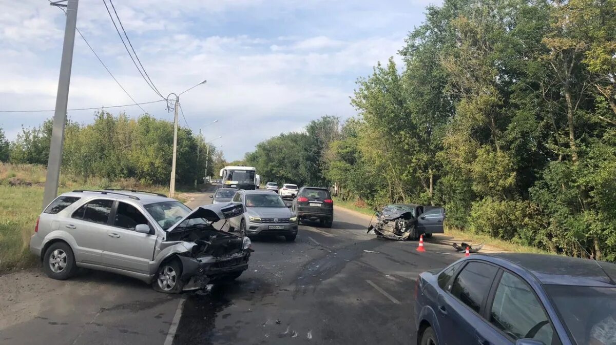 ДТП В Воронеже на Острогожской улице. Авария на Острогожской Воронеж.