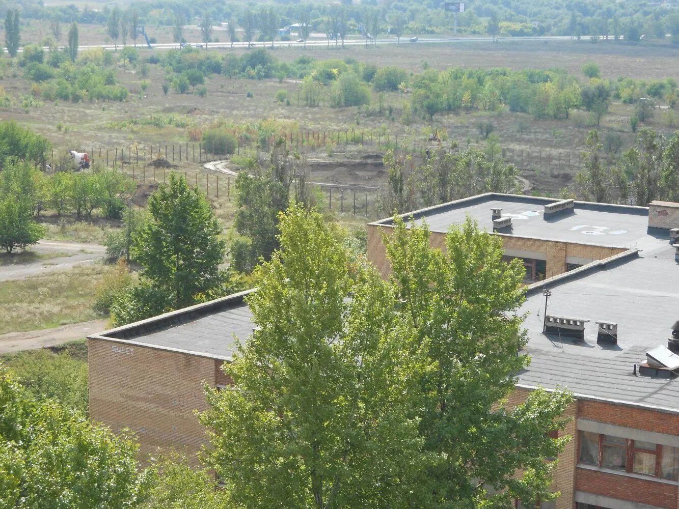 Ул. Микрорайон широкий. Широкая речка мичуринский. Город кировское улица донецкая. Донецк микрорайон широкий дом 31.