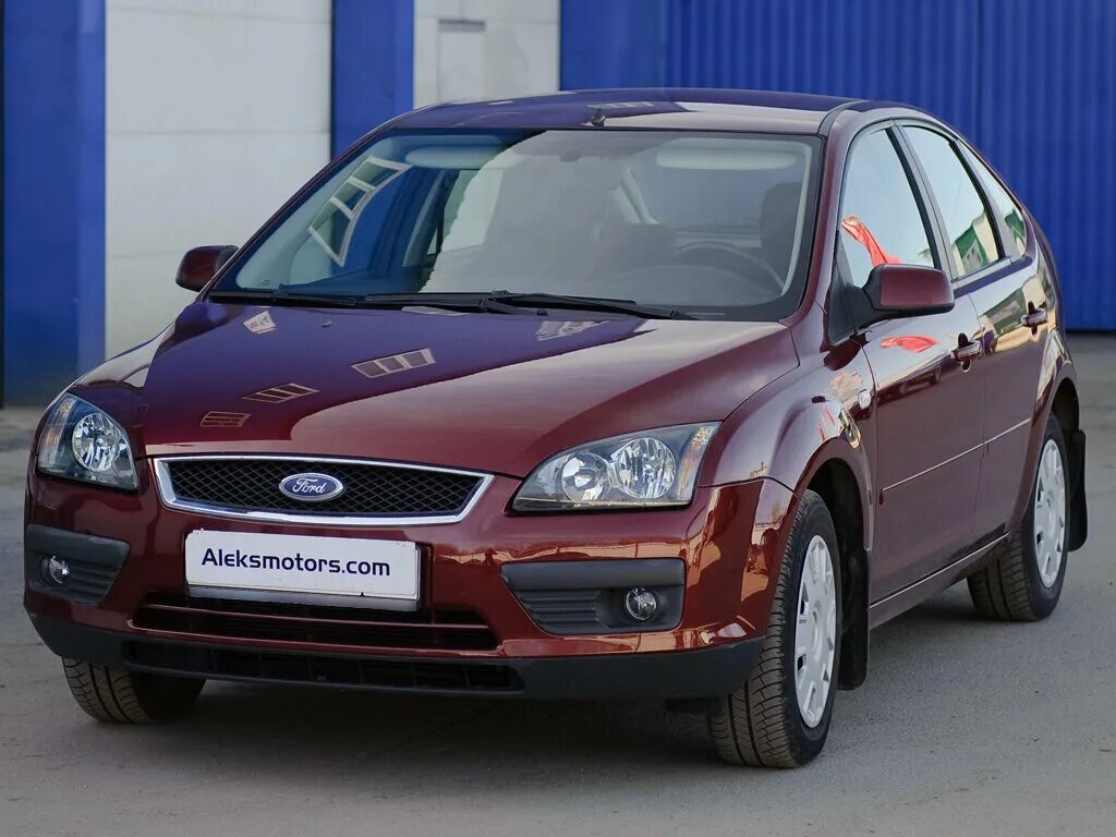 С пробегом машину форд. Форд фокус 2005. Ford Focus 2005 хэтчбек. Форд фокус 2005 2.0. Ford Focus 2 2005 хэтчбек.