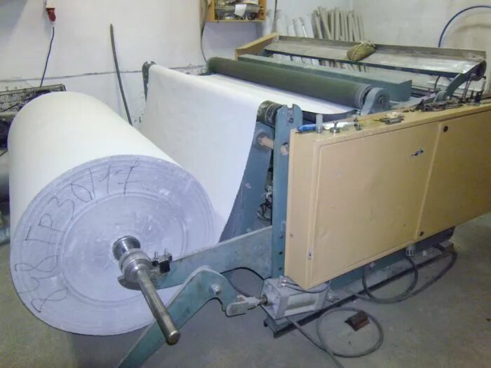 Станок для перфорации пленки. Оборудование для производства туалетной бумаги. Станок для производства туалетной бумаги. Станок перемоточный пм-1. Перемоточно-намоточный станок для туалетной бумаги.
