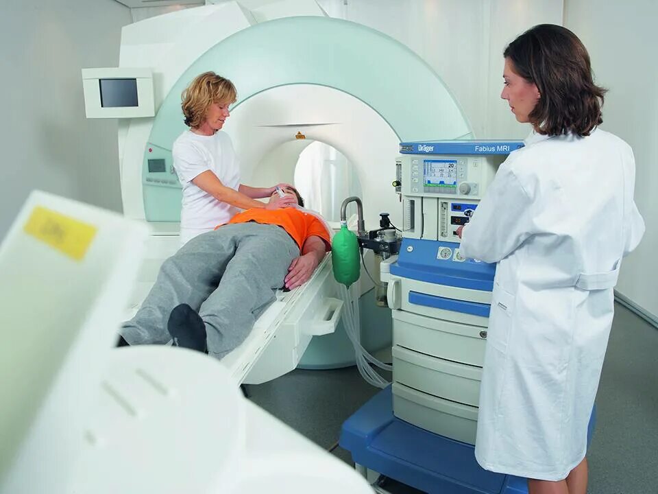 Питание перед мрт. Drager Fabius MRI. Кт легких аппарат. Мрт брюшной полости аппарат. Компьютерная томография легких.