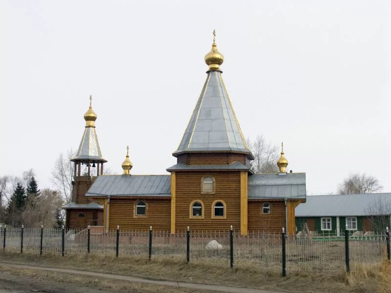 Крутинка омская область улица ленина 28. П крутинка. Районный поселок крутинка. П крутинка. Церковь илии пророка крутинского района.