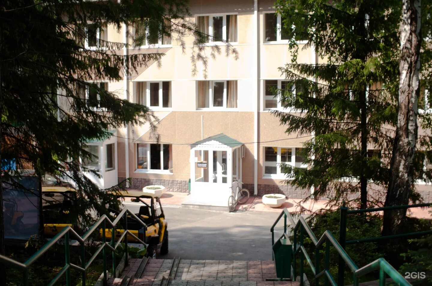 Отель солнечный берег таватуй. Солнечный берег база отдыха екатеринбург таватуй. Солнечный берег база отдыха исеть. Солнечный берег свердловская область. Солнечный берег база отдыха екатеринбург.