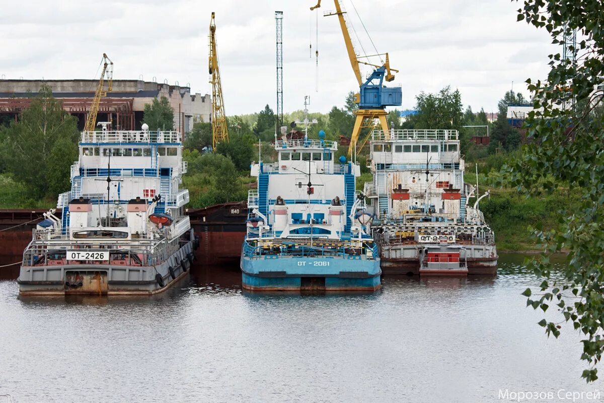2406 р. Толкач от 2406. теплоход от2406. теплоход от-2061. баржа р-79.