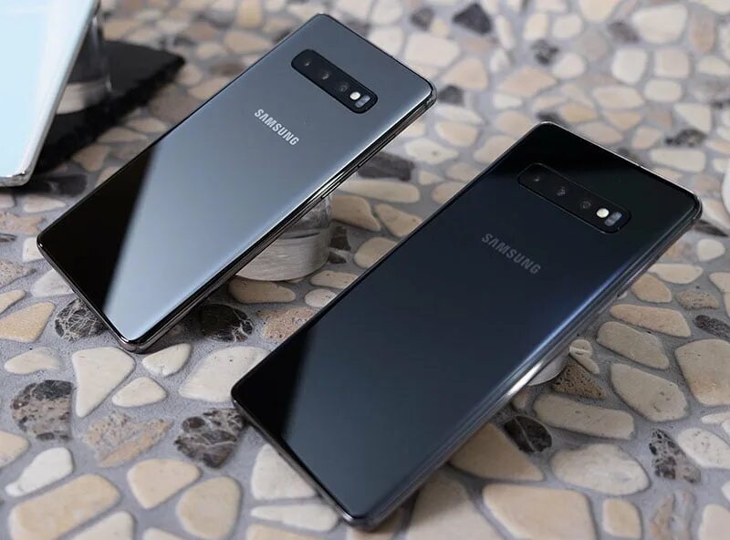 Samsung s9 черный. Samsung Galaxy s10 Plus Ceramic. Самсунг галакси s10 Plus черная керамика. Samsung s10 Black. Самсунг s10 Plus черный.