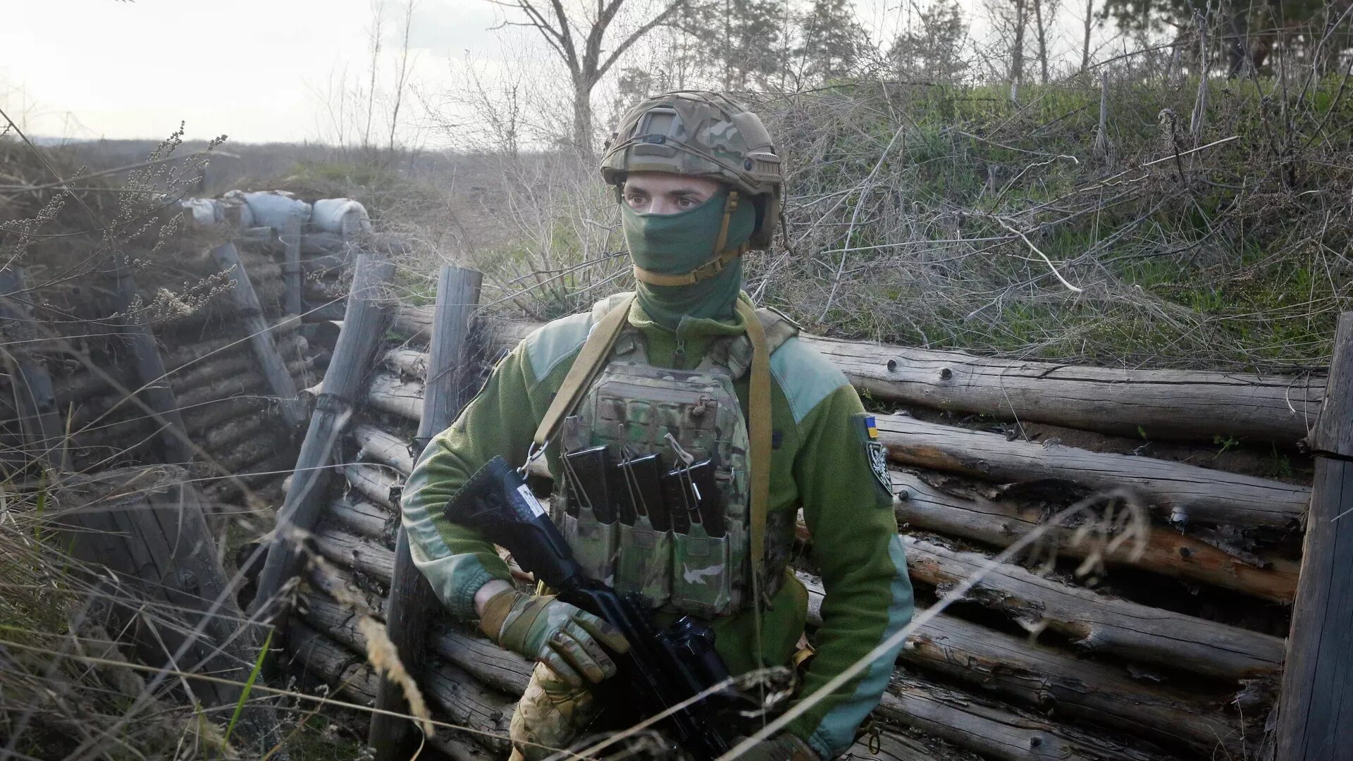 Армия украины на донбассе. Военные на Донбассе. Снайпер ВСУ.