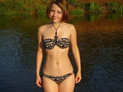 В купальнике в соц сетях