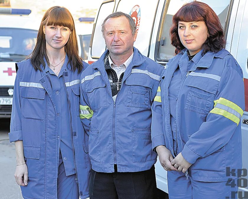 фельдшер скорой медицинской помощи. скорая медицинская помощь. людмила громова калуга. педиатрическая бригада скорой помощи. девушка фельдшер.