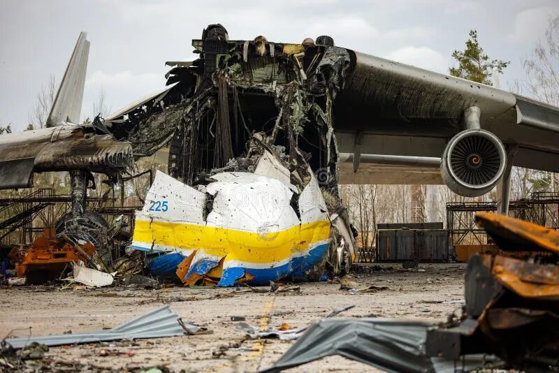 Ан уничтожен. Разбитый ан 225 мрия. ан-225 мрия уничтожен. ан-225 мрия. украинский самолет.