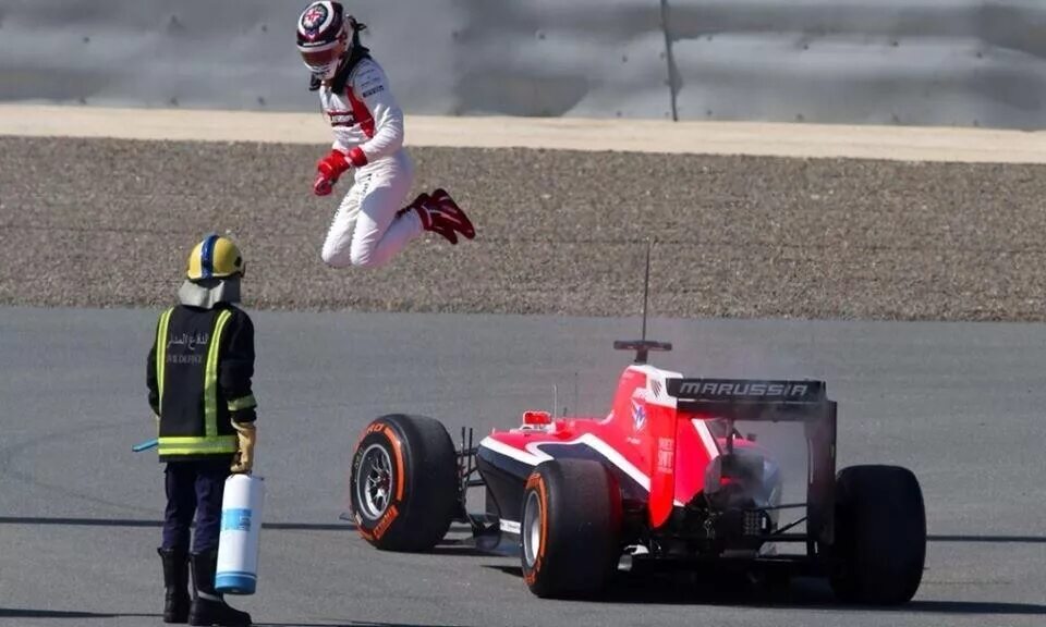 Max Chilton f1. Grand prix f1. Гонщик Легенда формулы 1 Мерседес.