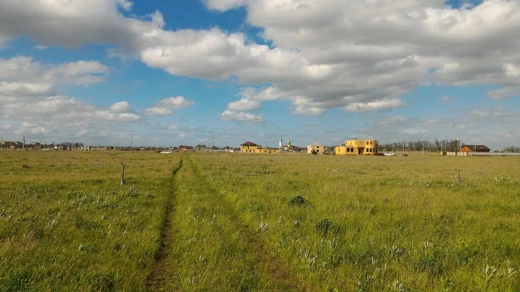 1400 соток. 1400 соток. Деревня колокольцово. 14 гектар земли. Поселок инеш.
