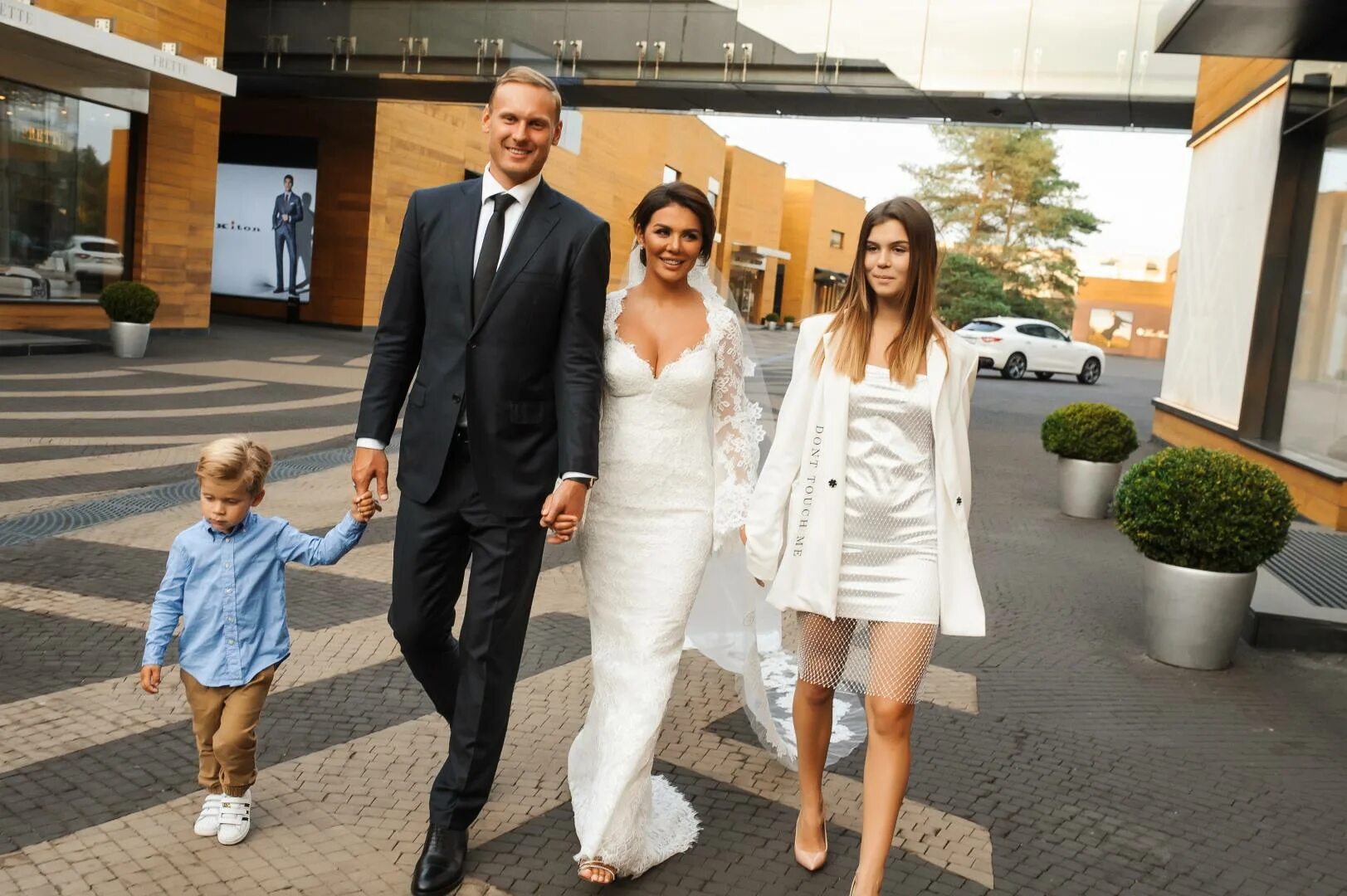 третий ребенок от третьего мужа. вера полозкова муж александр бганцев. третий ребенок от третьего мужа. коко роша с семьей. жена тарасова анастасия костенко.