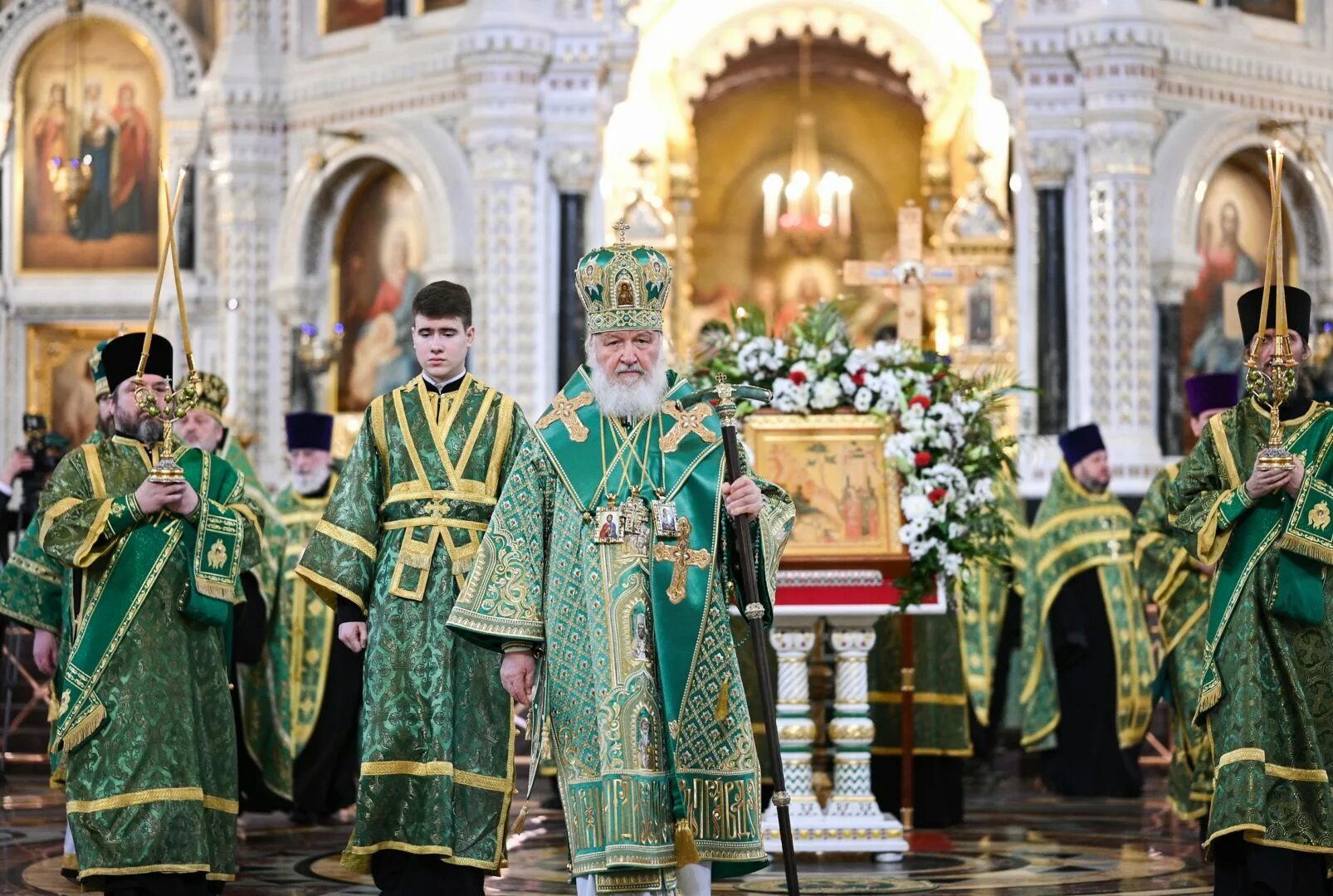 Всенощное бдение храм Христа Спасителя. Храм Христа Спасителя в Иерусалиме. Прямая трансляция всенощной