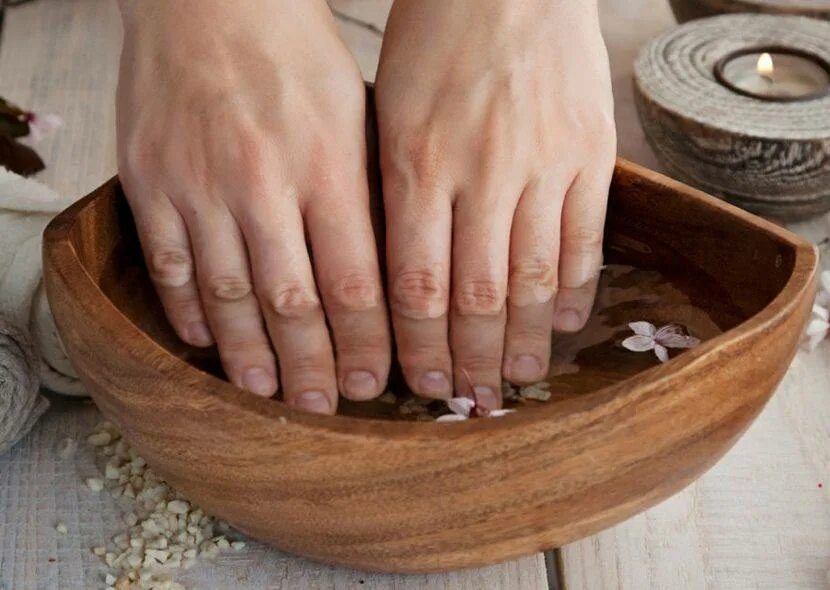 Ванночки роста ногтей домашних