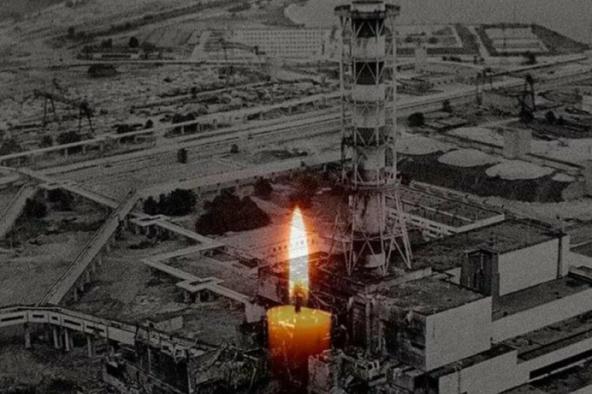 Сколько взрывов аэс. Катастрофа на чернобыльской аэс 1986 год. чернобыльская аэс катастрофа 26 апреля 1986. 4 энергоблок чаэс 1986. чернобыльская аэс катастрофа 26 апреля.