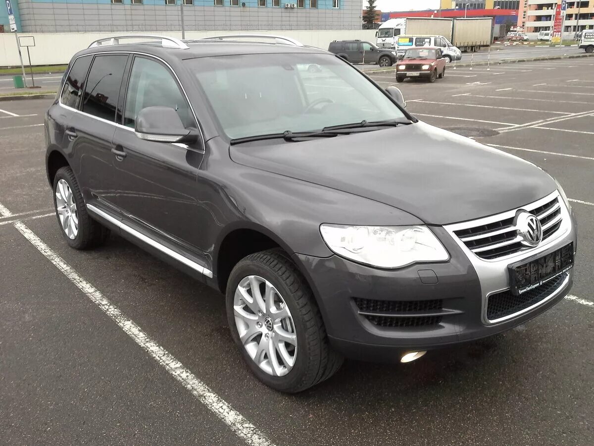 Volkswagen touareg 2009. Фольксваген Туарег 2009. Туарег Фольксваген 2009 года дизель. Фольксваген Туарег 2009 Рестайлинг. Фольксваген Туарег серый 2008.