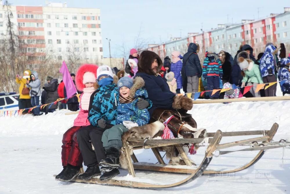 День народов севера новый Уренгой. Афиша праздник народов севера.