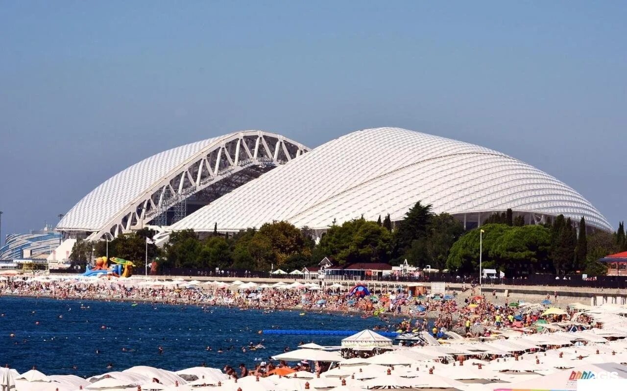 Сочи куда сходить 2025. Олимпийский парк фишт. олимпийский стадион фишт. фишт сочи парк. пляж фишт адлер.