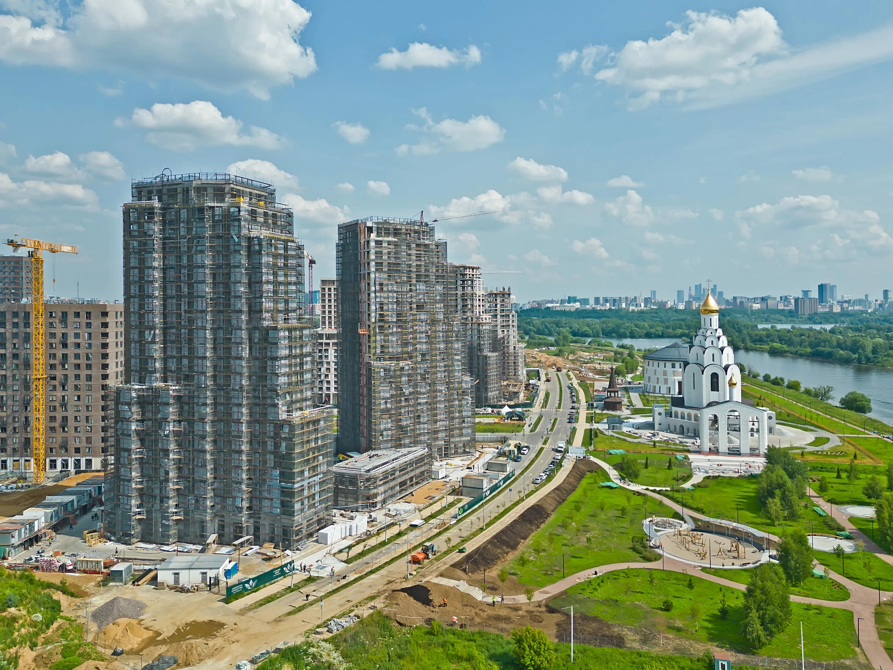 Клубный город на реке Primavera. ЖК Primavera Москва. Экопарк Примавера.