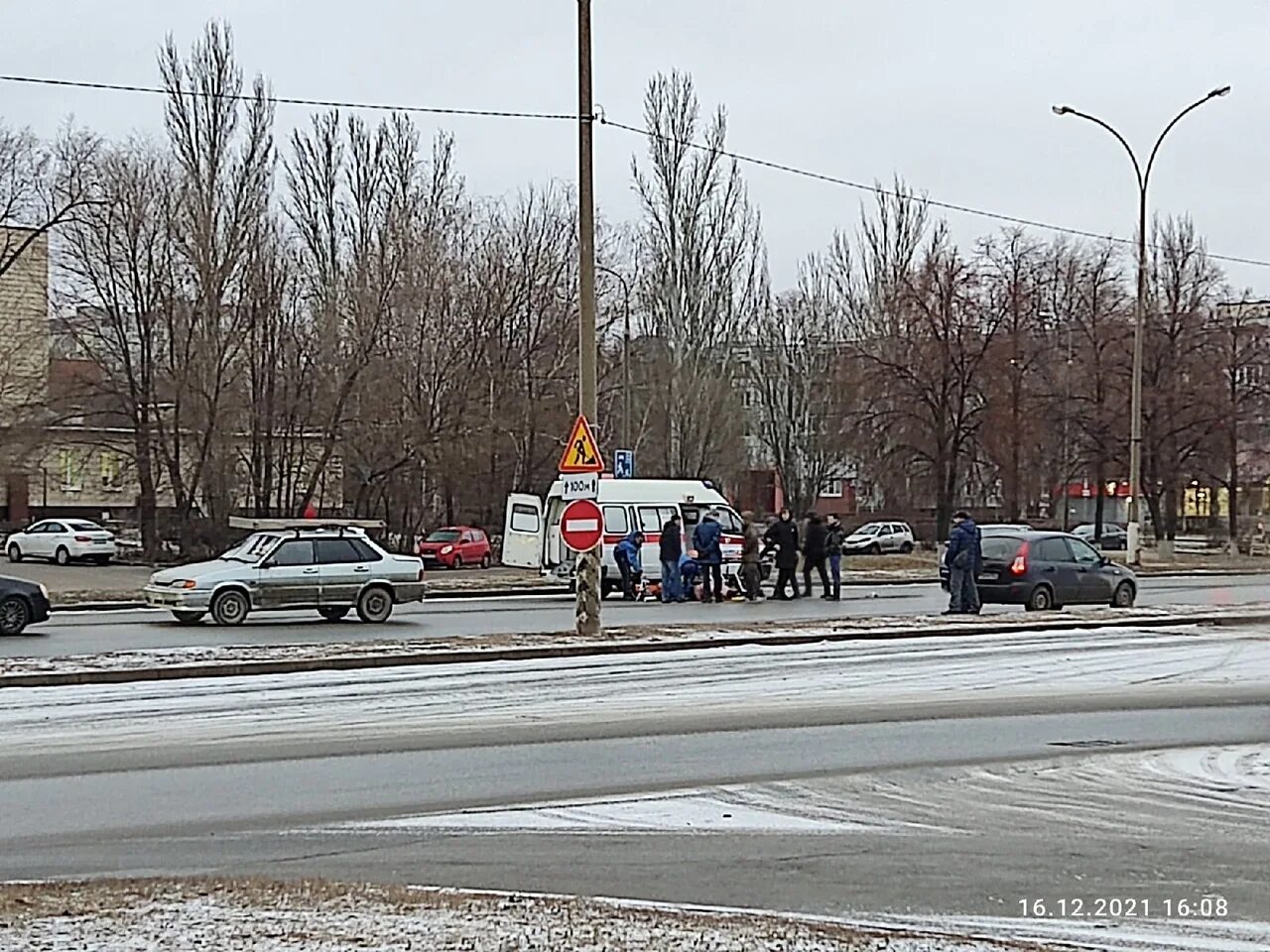 Женщина 16 декабрь. Происшествия Тольятти. Новости Тольятти. Тольятти сбил автомобиль женщина.