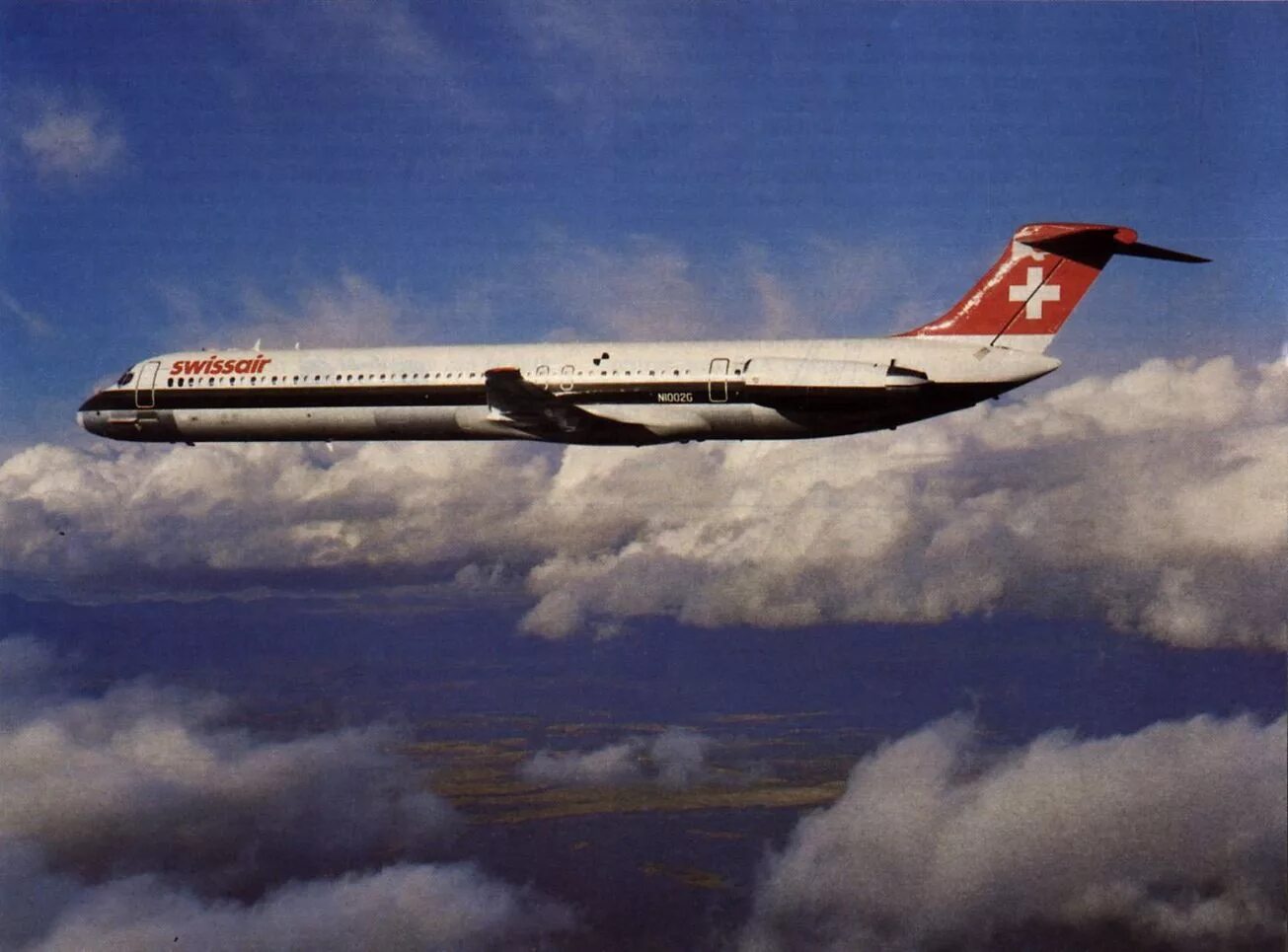 Мд 80. MCDONNELL Douglas MD-80. Макдоннелл Дуглас МД 80. Md80 Swissair. Первый полёт пассажирского Макдоннел Дуглас MD-80.