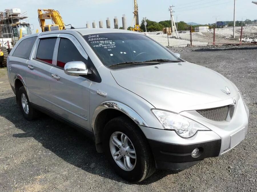 Ssangyong actyon sport 2008 год. SSANGYONG Actyon 2008. ССАНГЙОНГ Актион спорт 2008. SSANGYONG Actyon 2008 белый. Санг енг Актион спорт 2008.