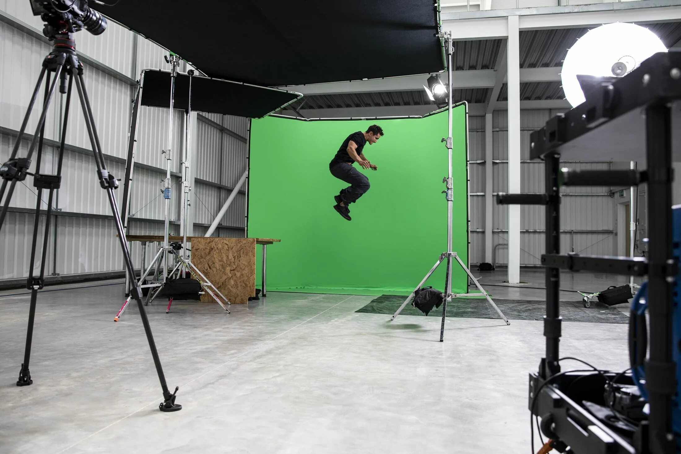 Chroma key. Каркас для chroma key. переносной хромакей. хромакей на стойке. хромакей складной.