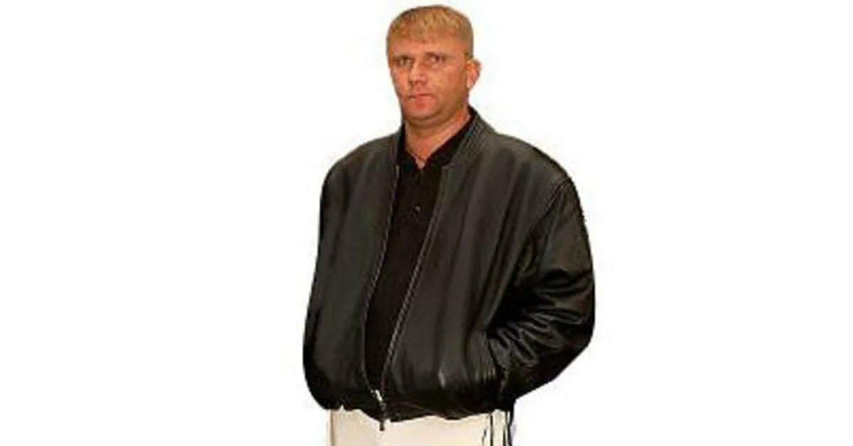 свидетель из фрязино. обоссаные штаны. свидетель из фрязино png. человек в брюках. свидетель из фрязино.