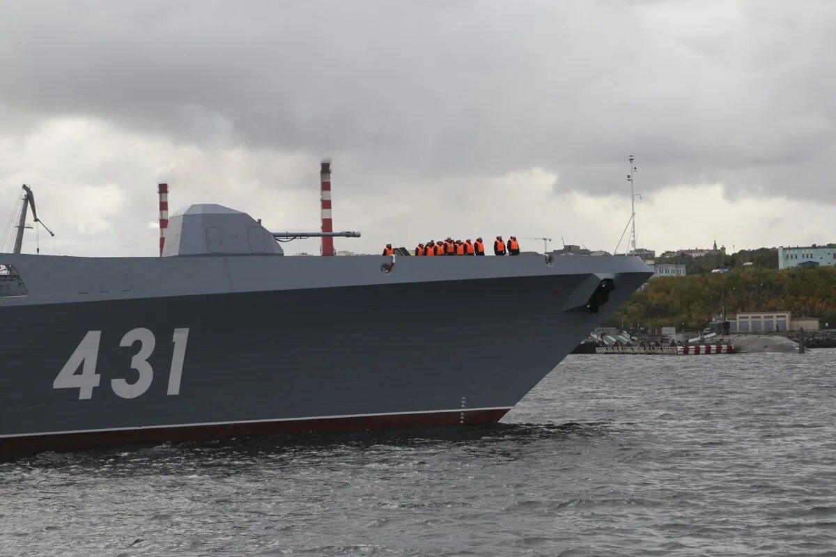 Фрегат мурманск. Адмирал головко фрегат. Фрегат мурманск. Фрегат 22350. Фрегат мурманск.