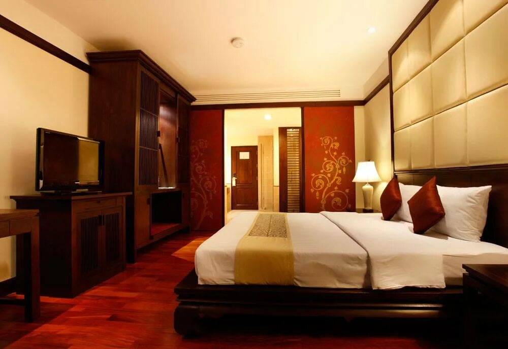 отель burasari patong 4*. Phuket 18. Phuket 18. Nai harn baan bua 4 bedrooms. Phuket 18.