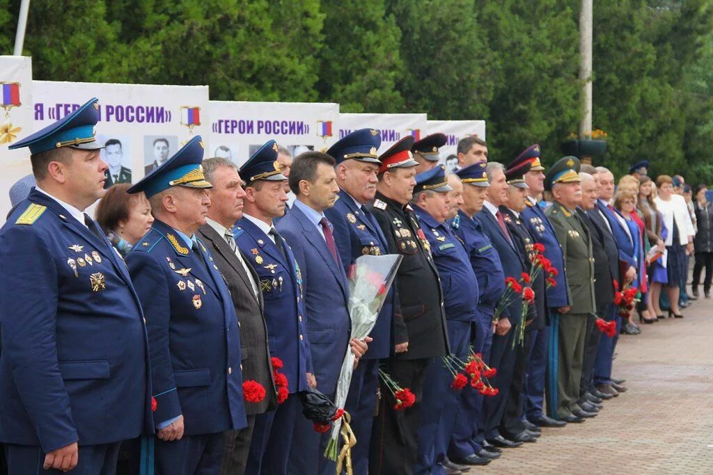 Вахта героев Отечества Невинномысск. Вахта героев Невинномысск 2022. Аллея героев Отечества в Невинномысске. Вахта ставропольский край