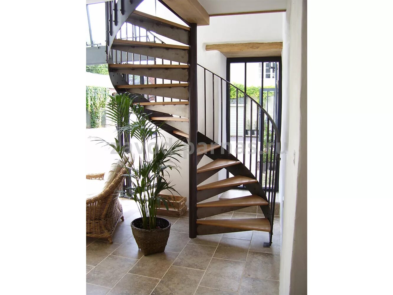 Малогабаритная винтовая лестница suono 120/60. Лестница на второй этаж. Винтовая лестница на второй этаж. Винтовая лестница в интерьере.
