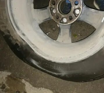 Обоим колесам