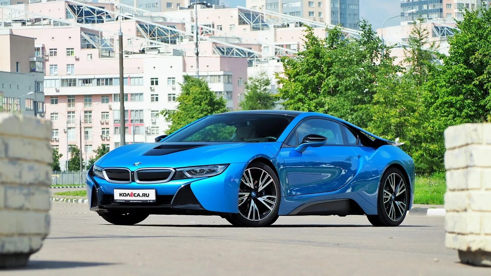 Б в ай 8. BMW i8. BMW i8 Black. BMW i8 зеленая. БМВ i8 Егорика.