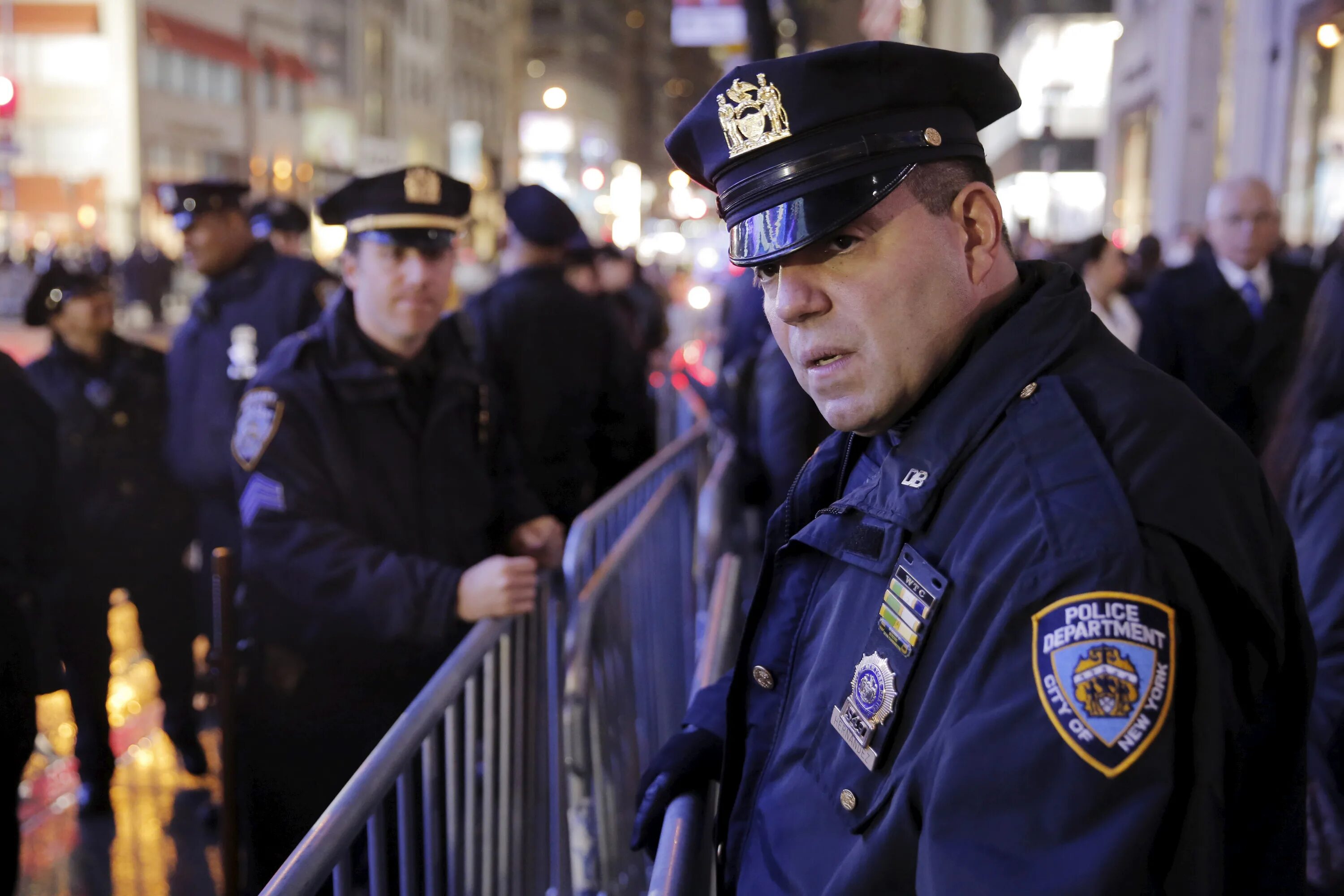 2 policeman