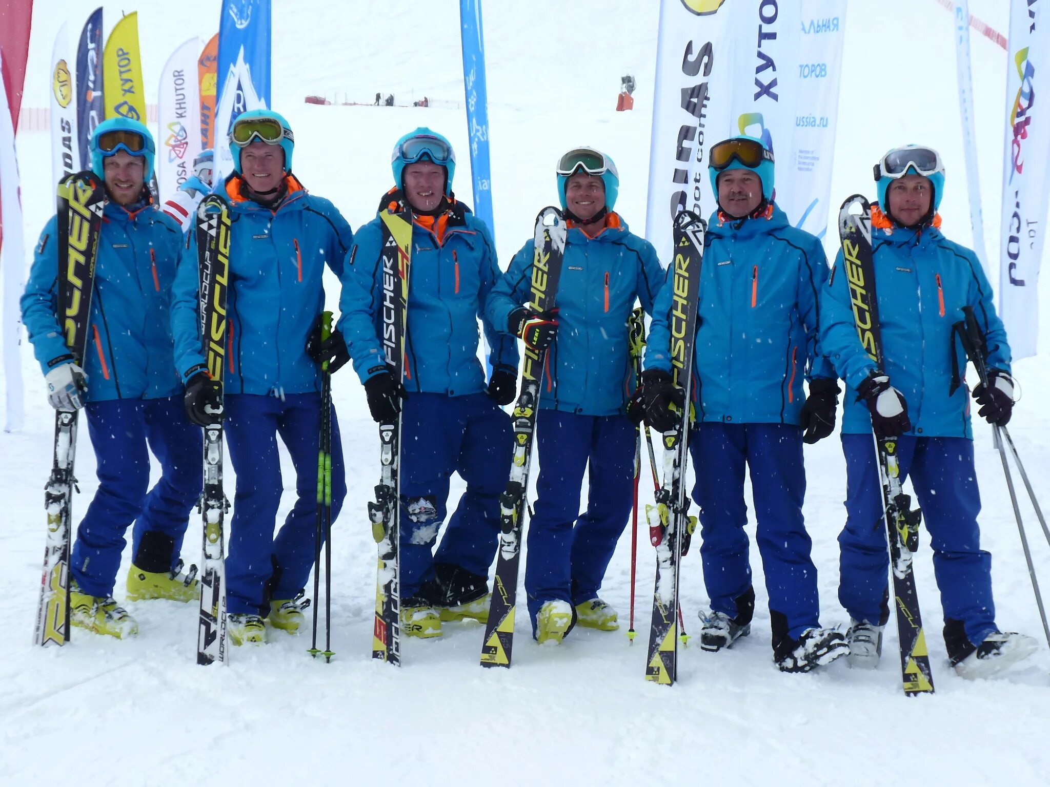 Учебный склон smartsnow. Учебный склон smartsnow. Smartsnow лисья гора. Инструкторы smartsnow. Smartsnow.