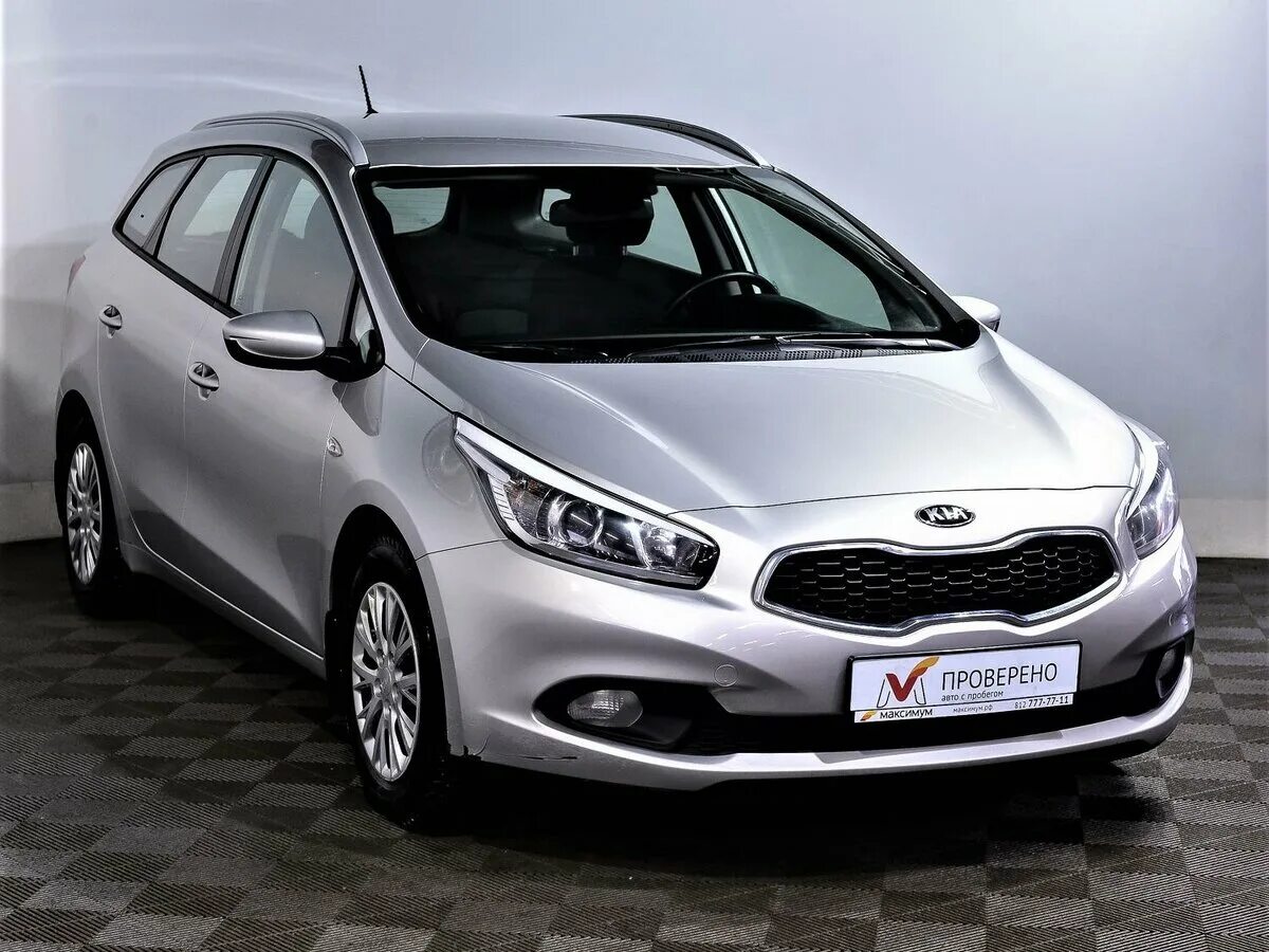 Сид отзывы владельцев. Ceed SW 2022. Kia Ceed SW 2022. Kia Ceed SW 2022 черный. Киа СИД черный универсал 2022.