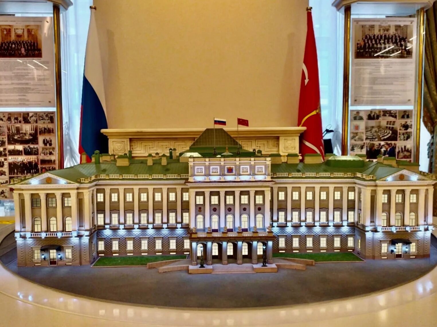Мариинский экскурсии
